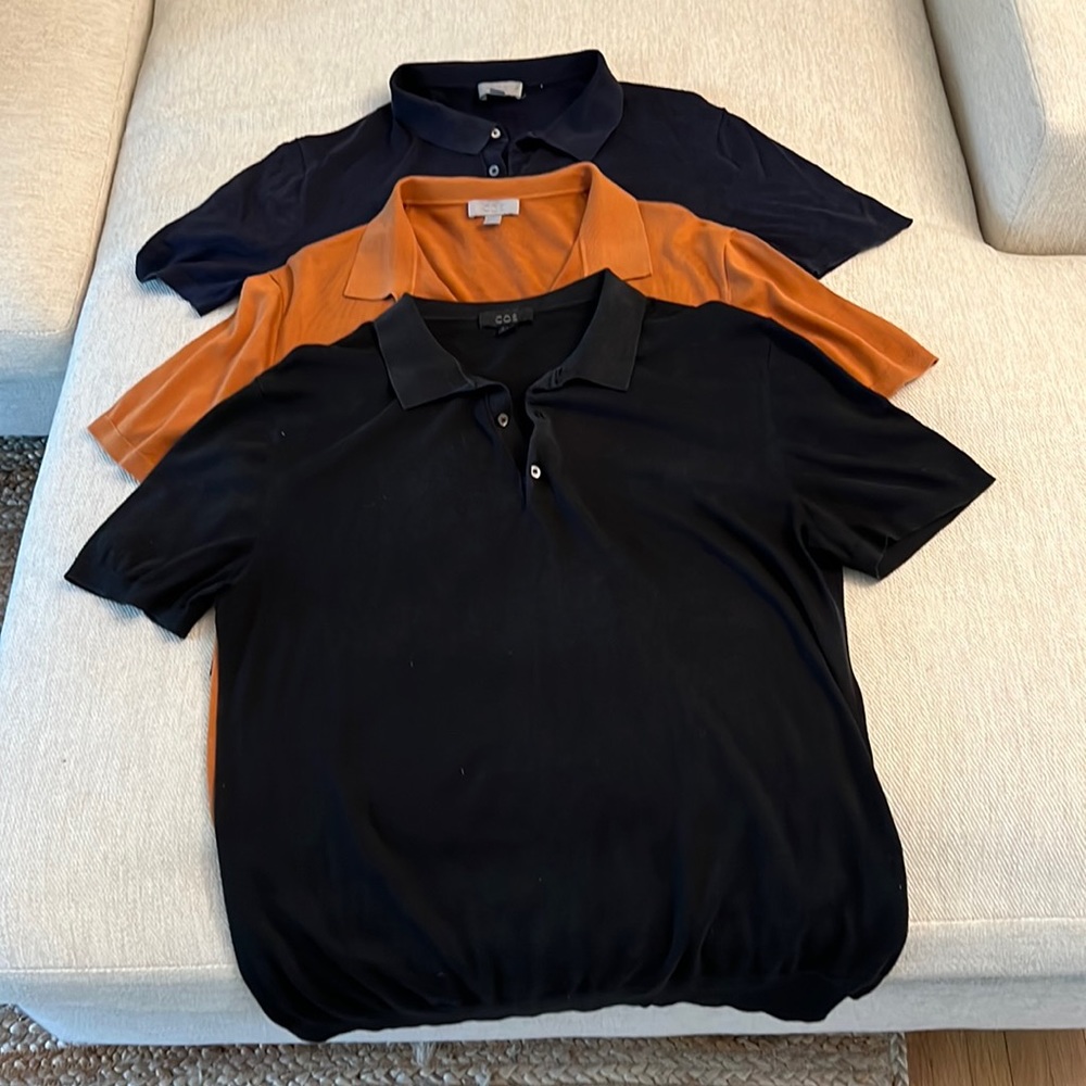 Men’s Cos polos in size Medium